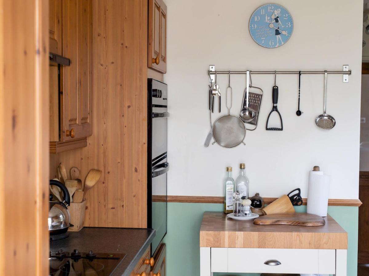 Pass The Keys Cosy Cottage With Views Over The Shropshire Hills Ludlow Extérieur photo